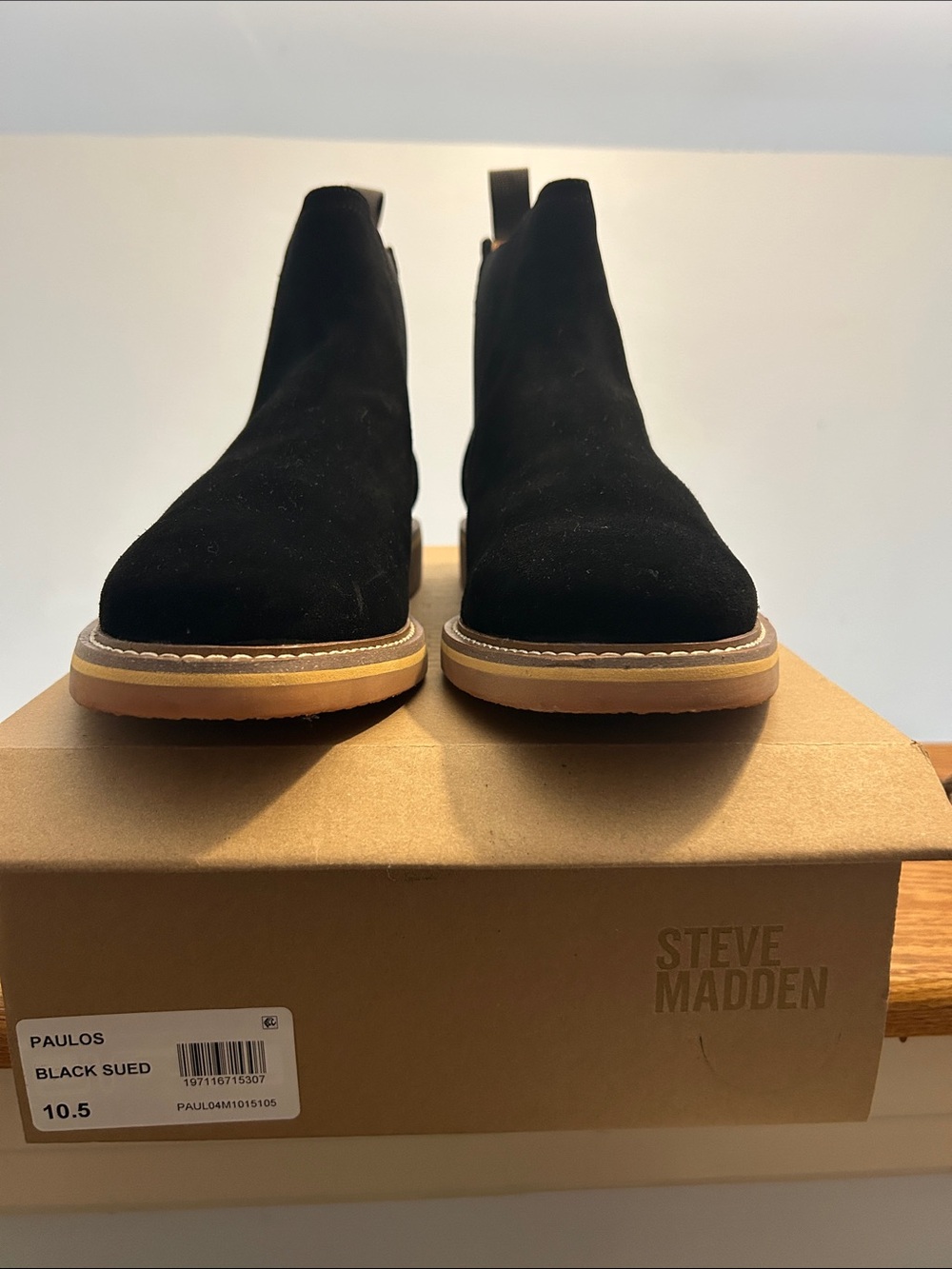 Steve Madden Black Suede Chukka Boots